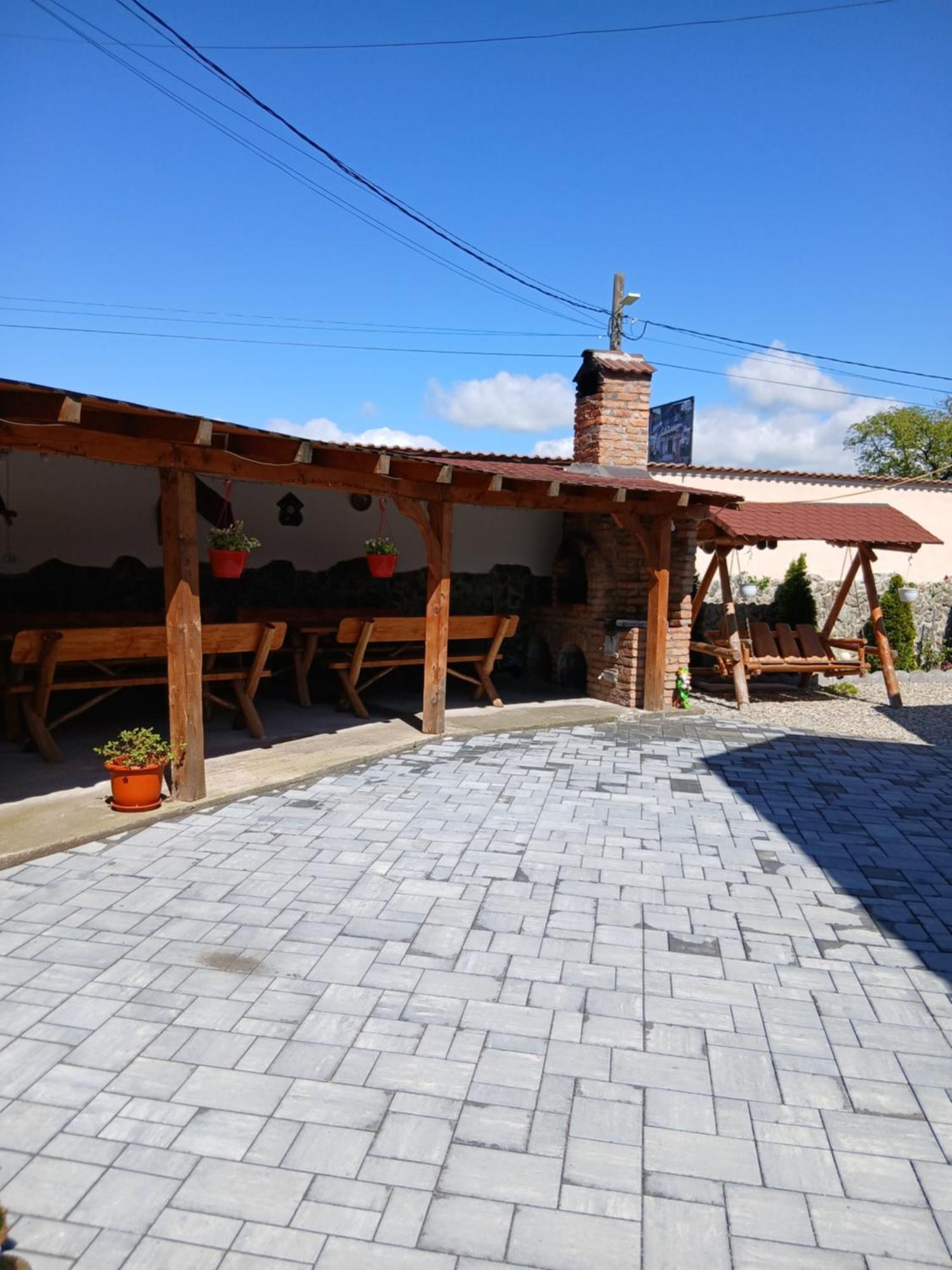 Casa Loredana Cartisoara Exterior foto